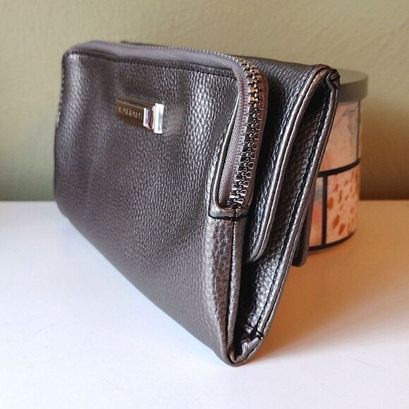 Tahari Metallic Silver Vegan Protective Lining 8" Trifold Wallet Clutch - Picture 3 of 15